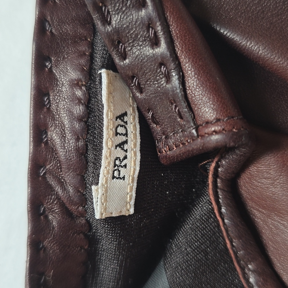 Prada Fig Nappa Gloves Size: 7 Color: Cacao Vintage & Authentic - Picture 8 of 16